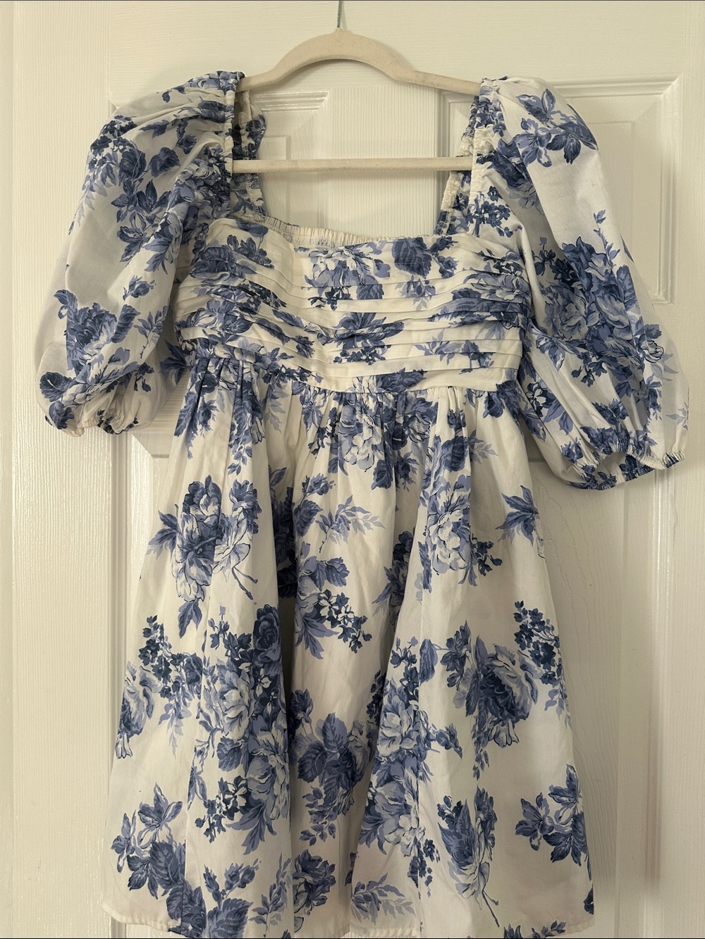 Abercrombie women’s Emerson mini puff sleeve dress